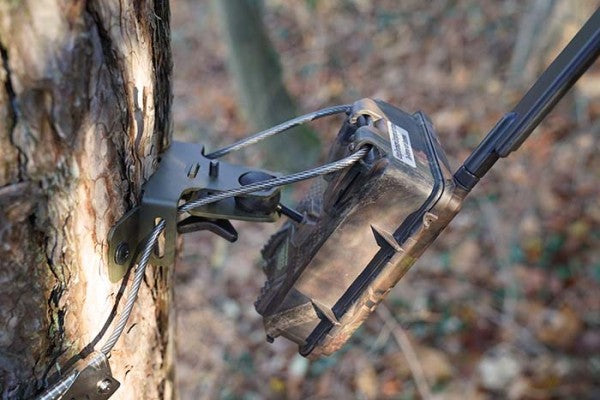 SEISSIGERBaumhalterung mit KugelgelenkSEISSIGER Baumhalterung mit Kugelgelenk - Flexible Montage für Wildkameras | Made in GermanyForestHunt | Locker, Kirrmittel & Jagdbedarf