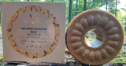 Leckstein salziger, gemahlener Mais