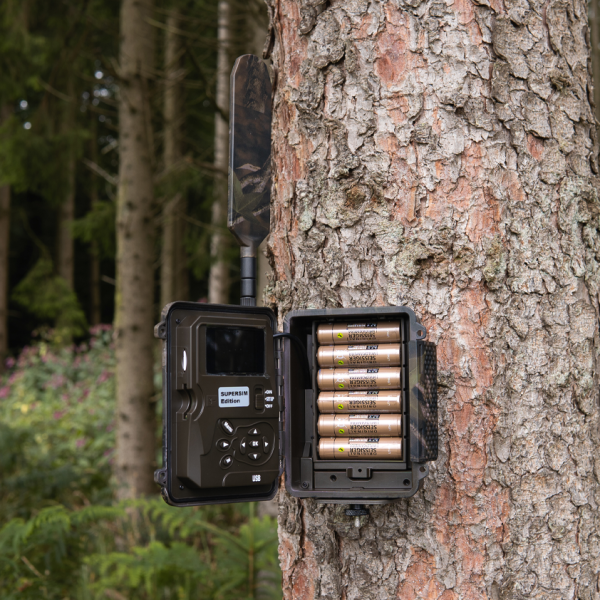 SEISSIGERSEISSIGER Special-Cam LTE "Weißblitz" - SUPERSIM-EditionSEISSIGER Special-Cam LTE „Weißblitz" SUPERSIM-Edition - Wildkamera mit App für JägerForestHunt | Locker, Kirrmittel & Jagdbedarf